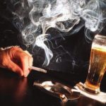 Курение и употребление алкогольных напитков