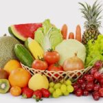 Необходимо съедать умеренное количество овощей, фруктов