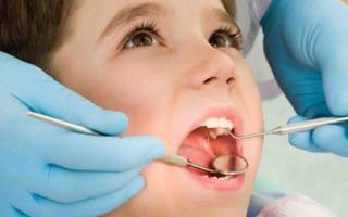 Ребенок у стоматолога